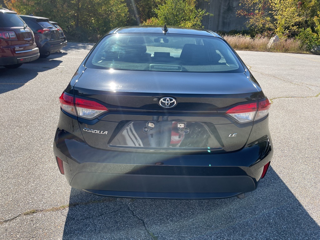 2022 Toyota Corolla LE photo 4