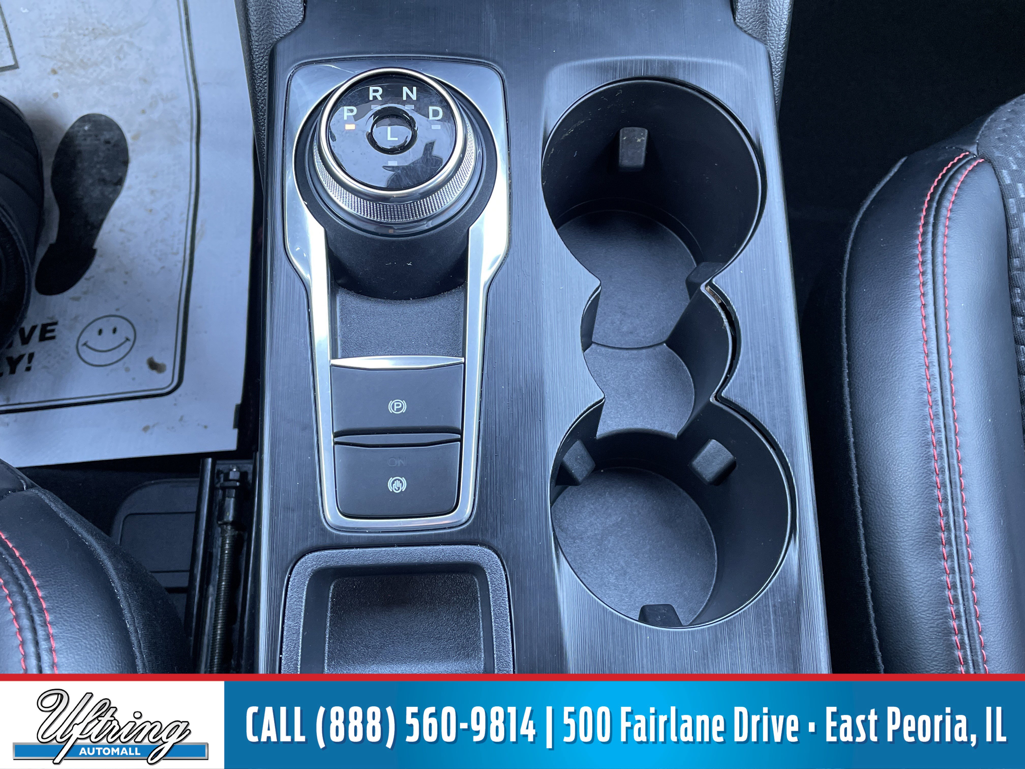 2023 Ford Escape ST-Line Select's photo