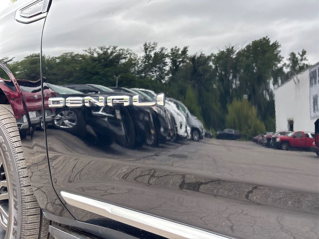 2021 Gmc Yukon Denali photo 15