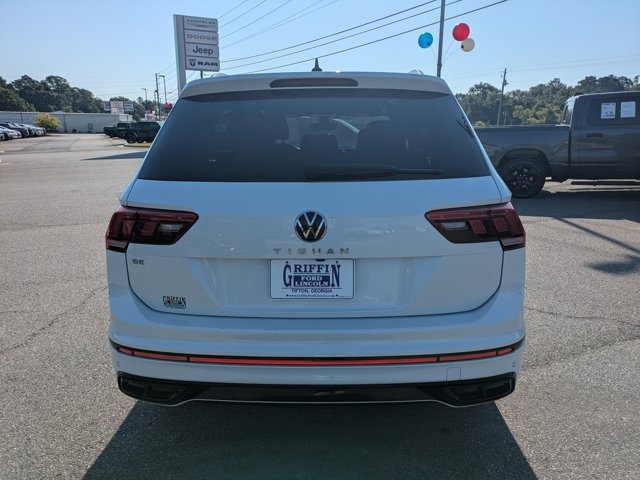 2022 Volkswagen Tiguan SE R-Line Black photo 2