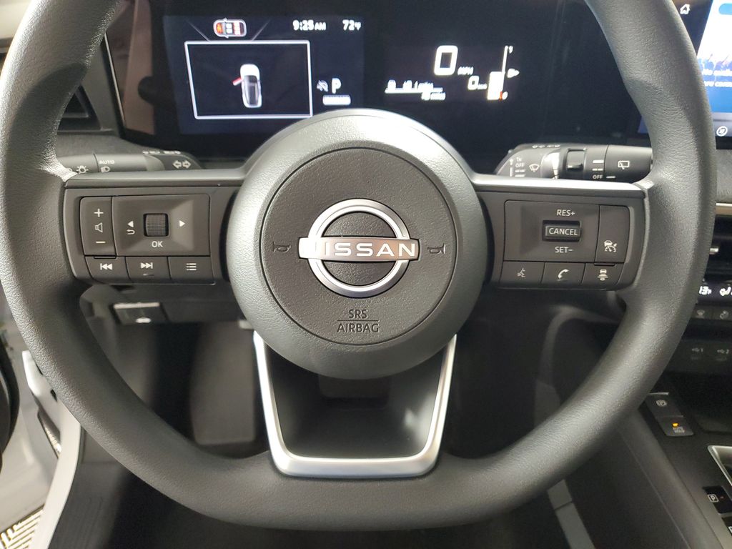 2026 Nissan Kicks SV photo 17