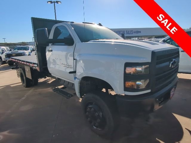 2024 Chevrolet Silverado 4500 Medium Duty Chassis Cab Work Truck's photo