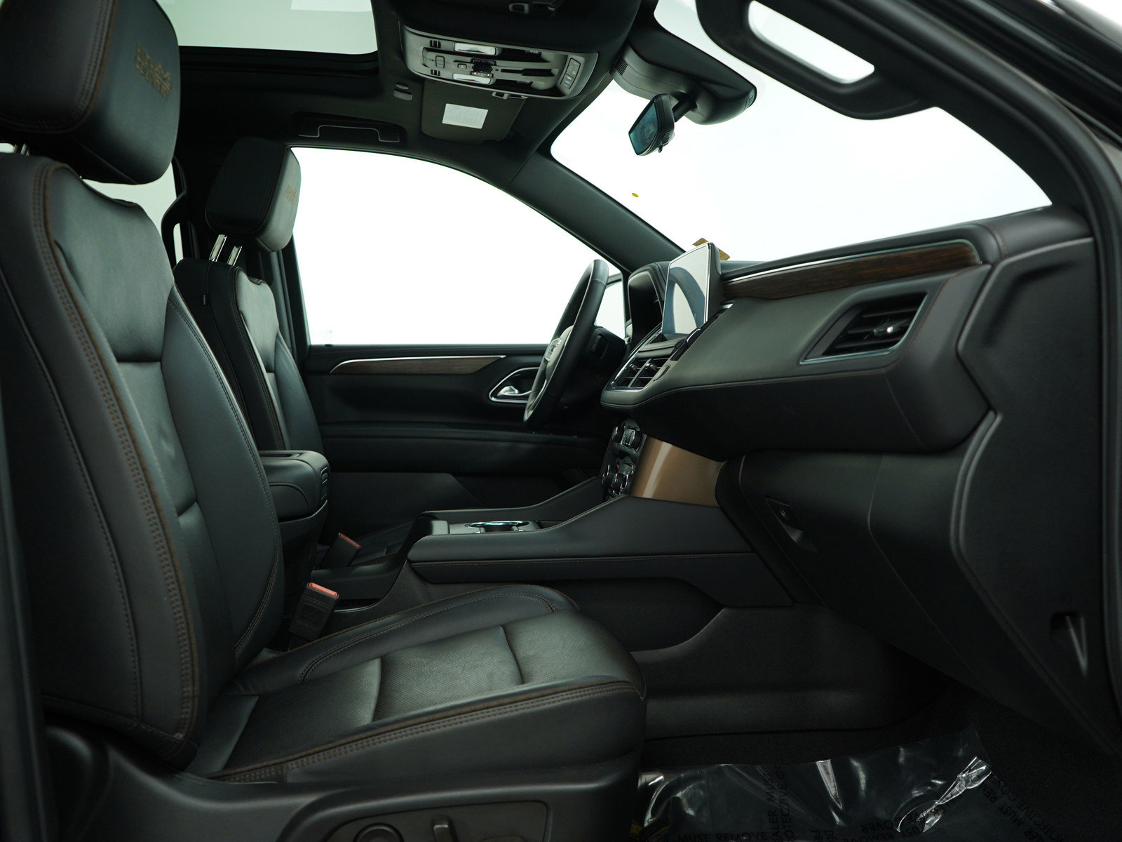 2024 Chevrolet Suburban High Country photo 9