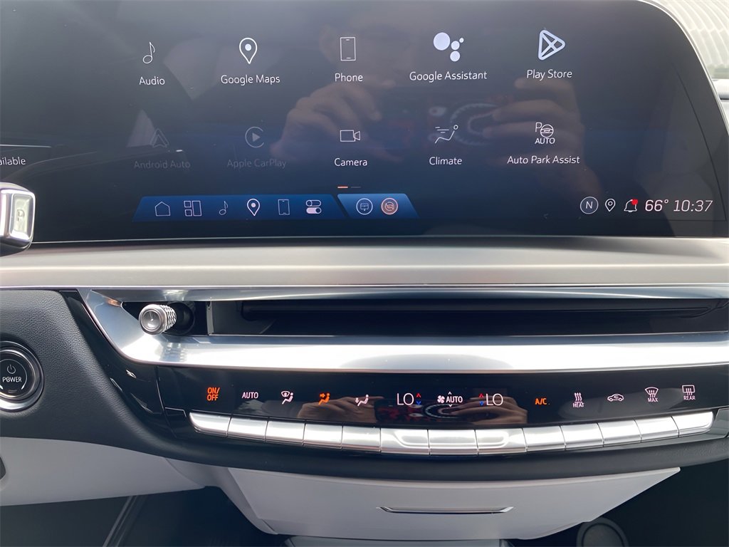2024 Cadillac Lyriq Sport photo 21