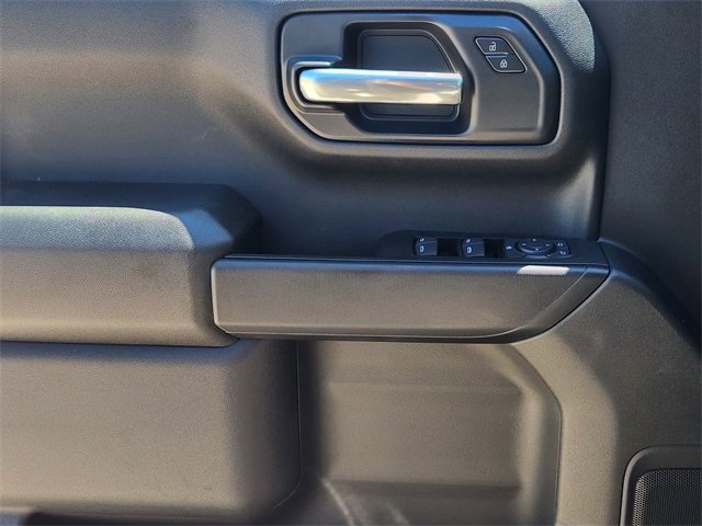2026 Chevrolet Silverado 1500 Custom photo 16