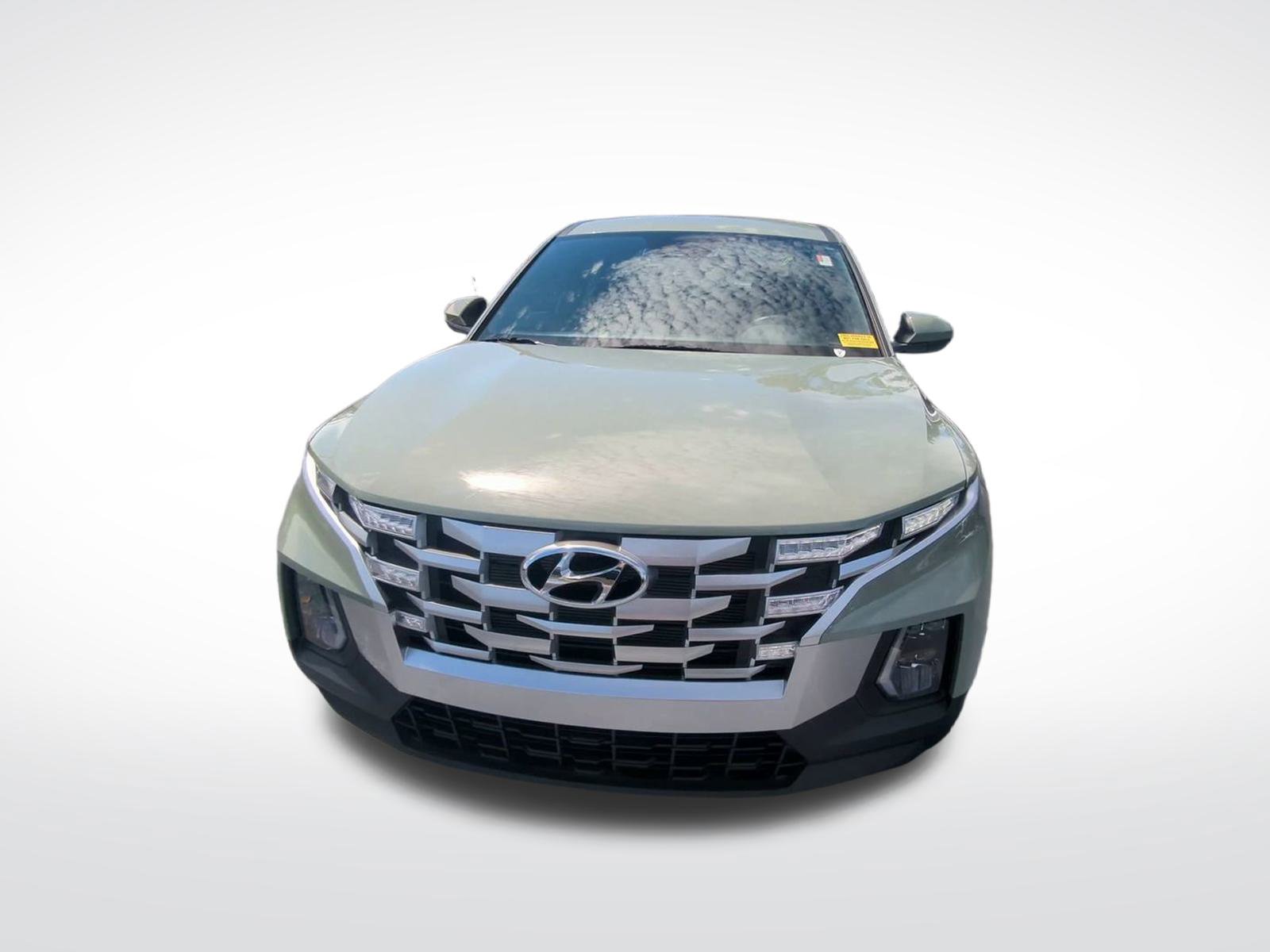 2024 Hyundai Santa Cruz SE photo 3