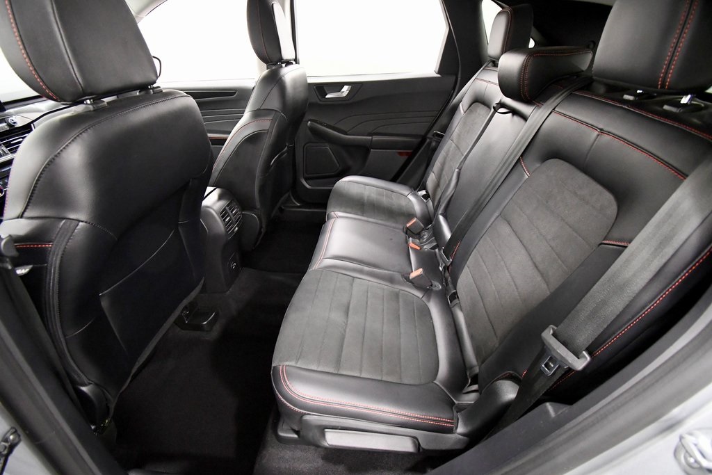 Used 2022 Iconic Silver Metallic Ford SEL image 15