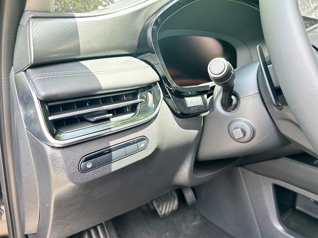 2026 Infiniti QX60 Luxe photo 10