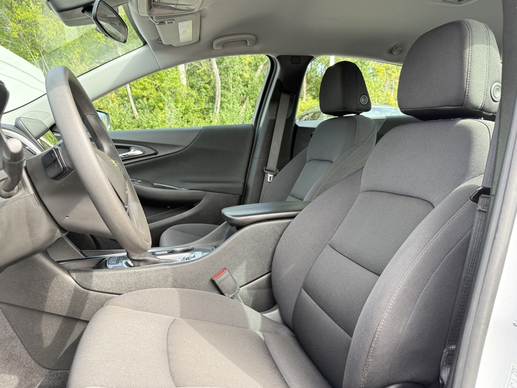 2024 Chevrolet Malibu 1LT photo 19