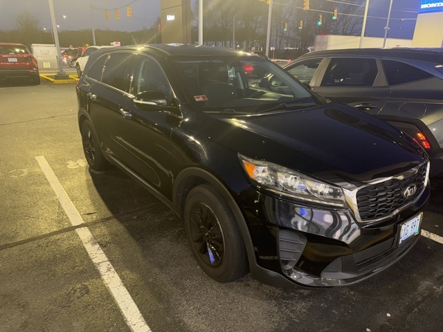 2019 Kia Sorento LX's photo