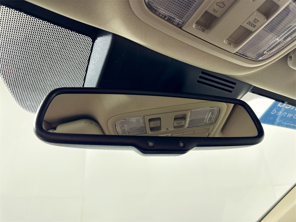 2020 Honda CR-V Touring photo 40