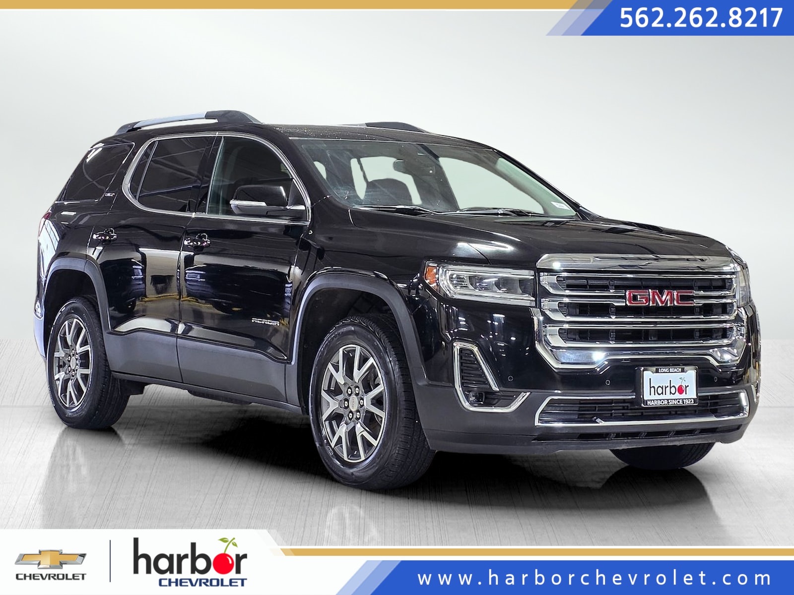 2023 GMC Acadia SLT's photo