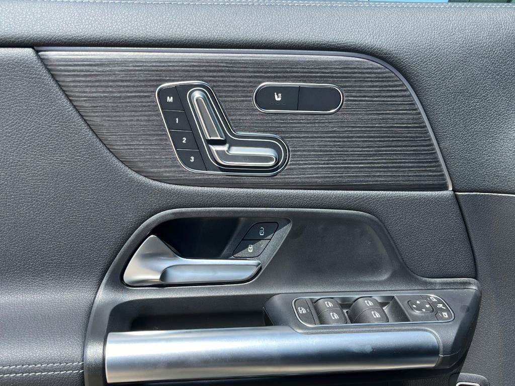 2026 Mercedes Benz GLA 250 photo 12