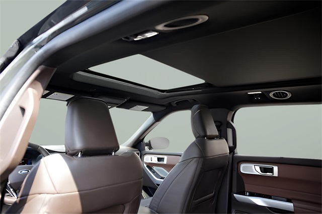 2022 Ford Explorer King Ranch photo 7