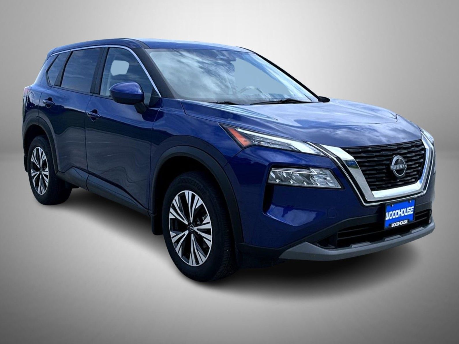 2023 Nissan Rogue SV photo 3