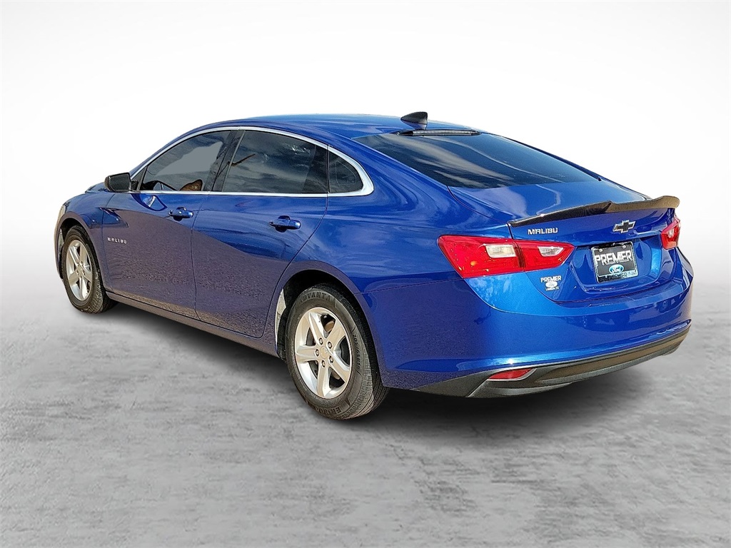 2023 Chevrolet Malibu LS photo 7