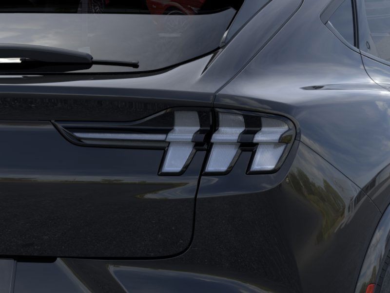 2025 Ford Mustang Mach-E Premium photo 18