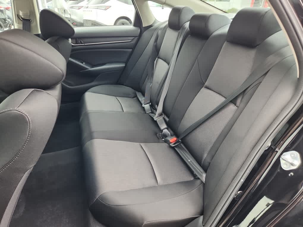 2022 Honda Accord LX photo 6