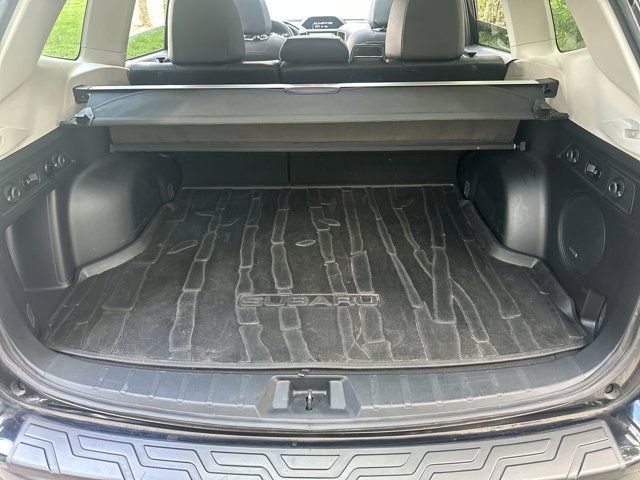 2023 Subaru Forester Touring photo 16