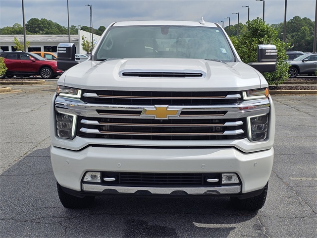 2022 Chevrolet Silverado 2500HD High Country photo 3
