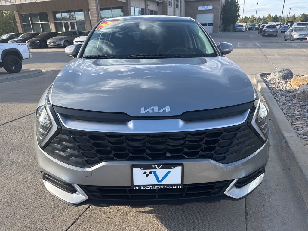 2024 Kia Sportage LX photo 2