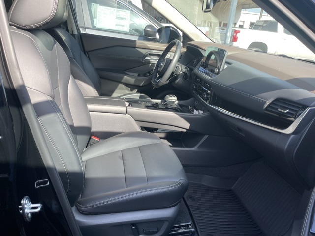 2023 Nissan Rogue SL photo 22