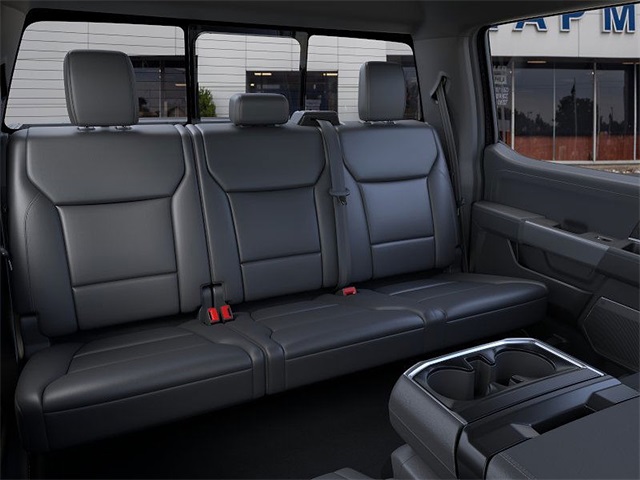 2025 Ford F-150 XLT photo 8