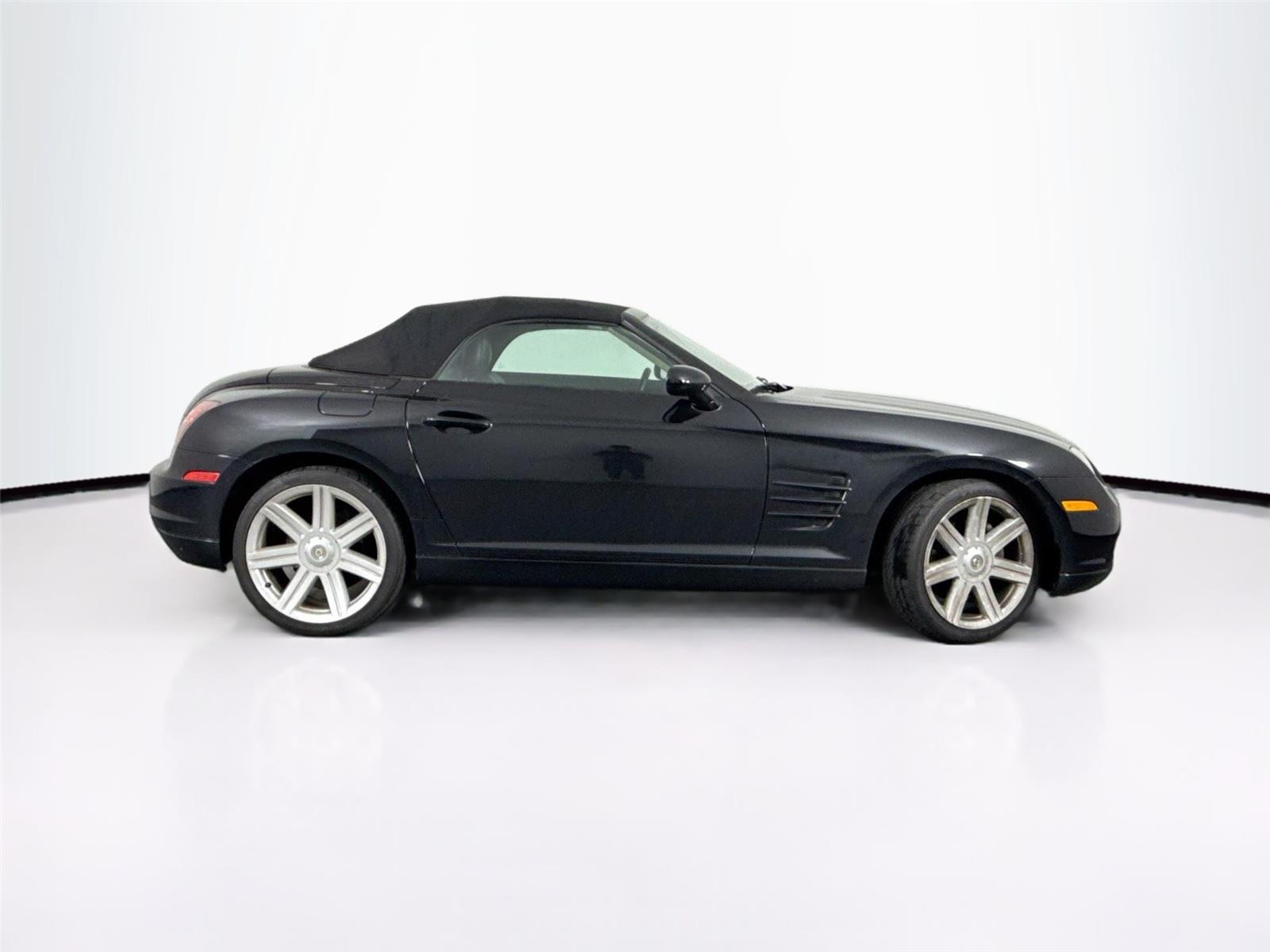 2005 Chrysler Crossfire photo 5