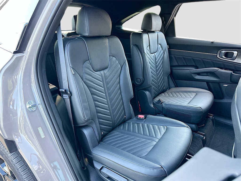 2026 Kia Sorento X-Line SX Prestige photo 25