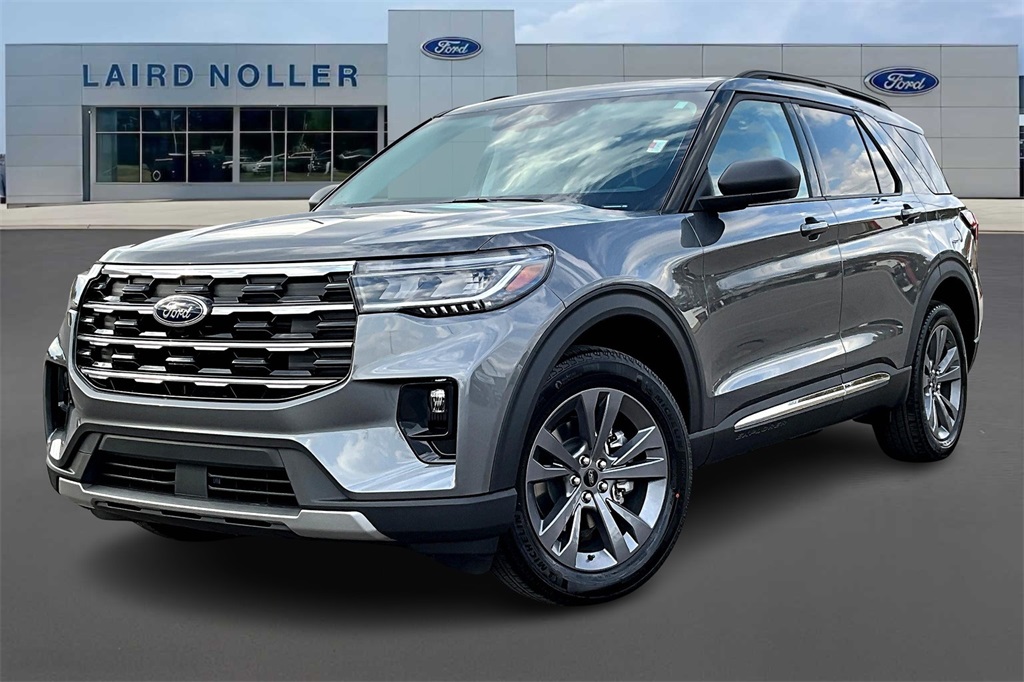 2025 Ford Explorer Active's photo