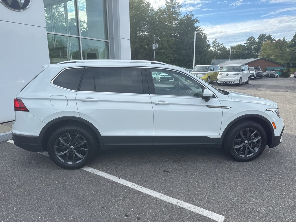 2022 Volkswagen Tiguan SE photo 7