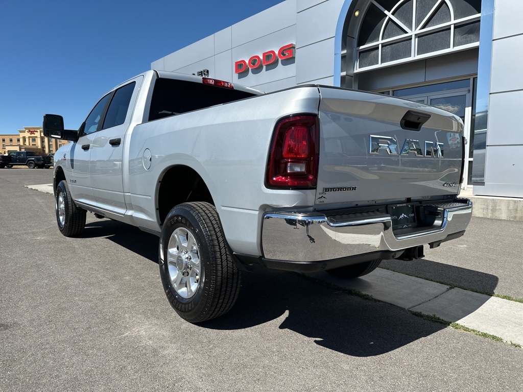 2025 Ram 2500 Big Horn photo 3
