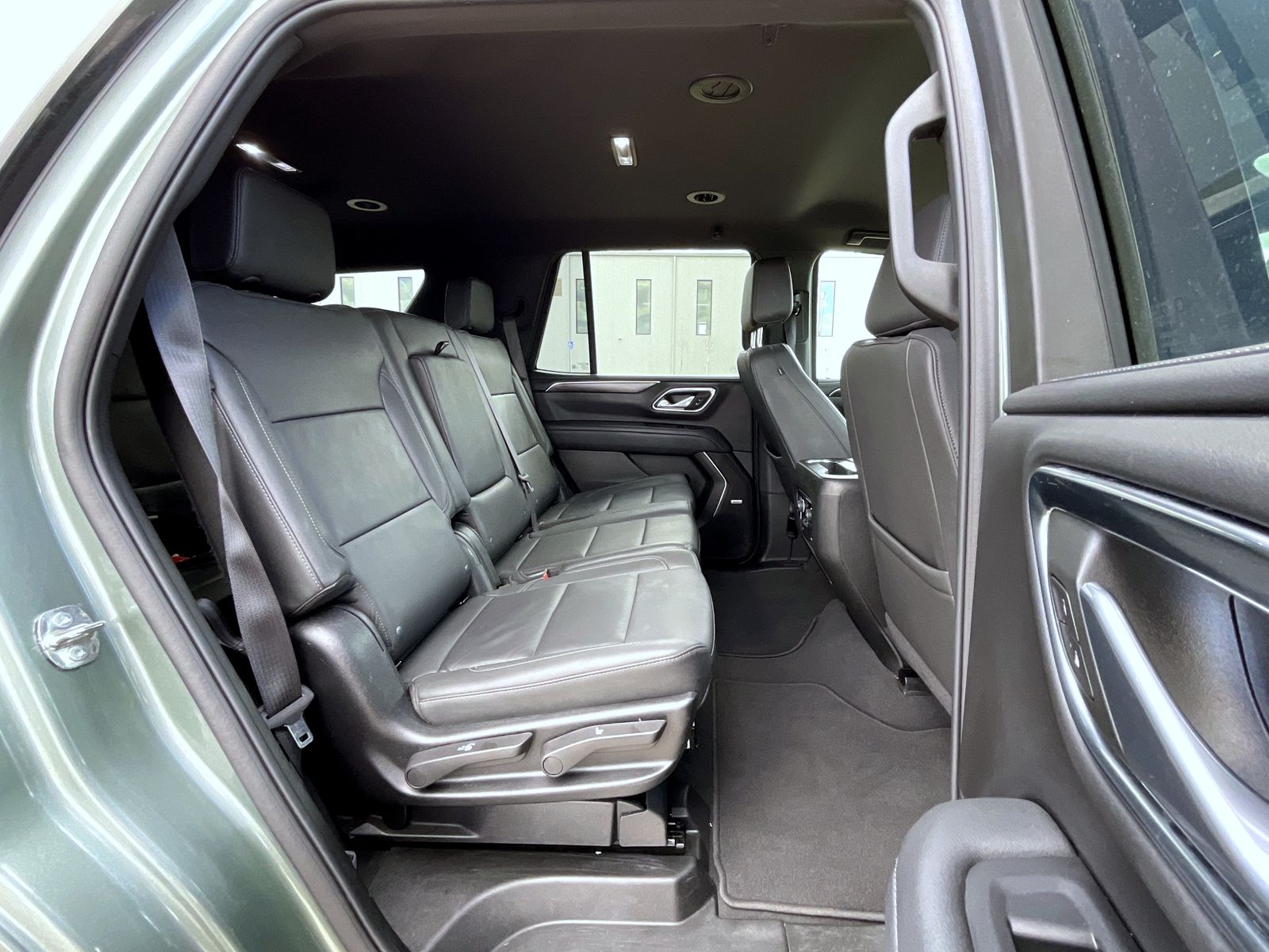 2024 Chevrolet Tahoe LT photo 19