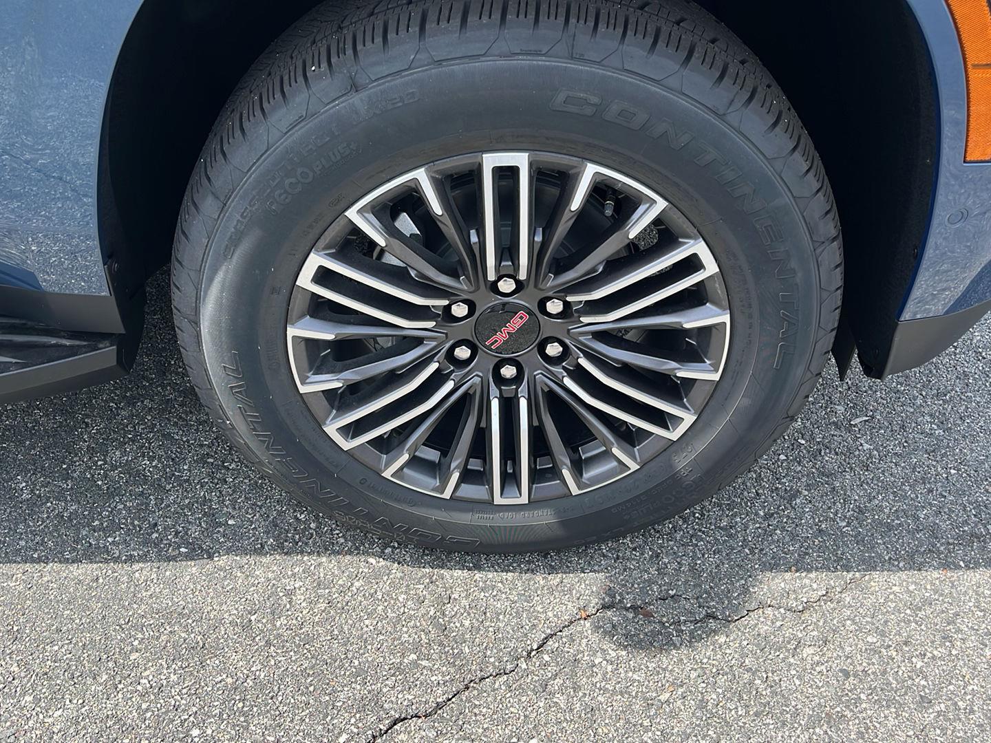 2025 Gmc Yukon XL photo 9
