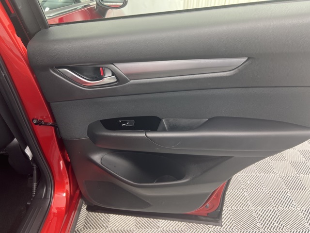 2022 Mazda CX-5 2.5 S Preferred photo 16