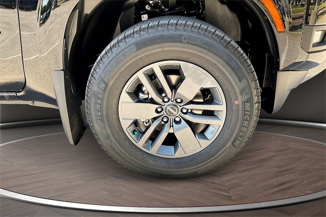 2025 Nissan Frontier SV photo 10