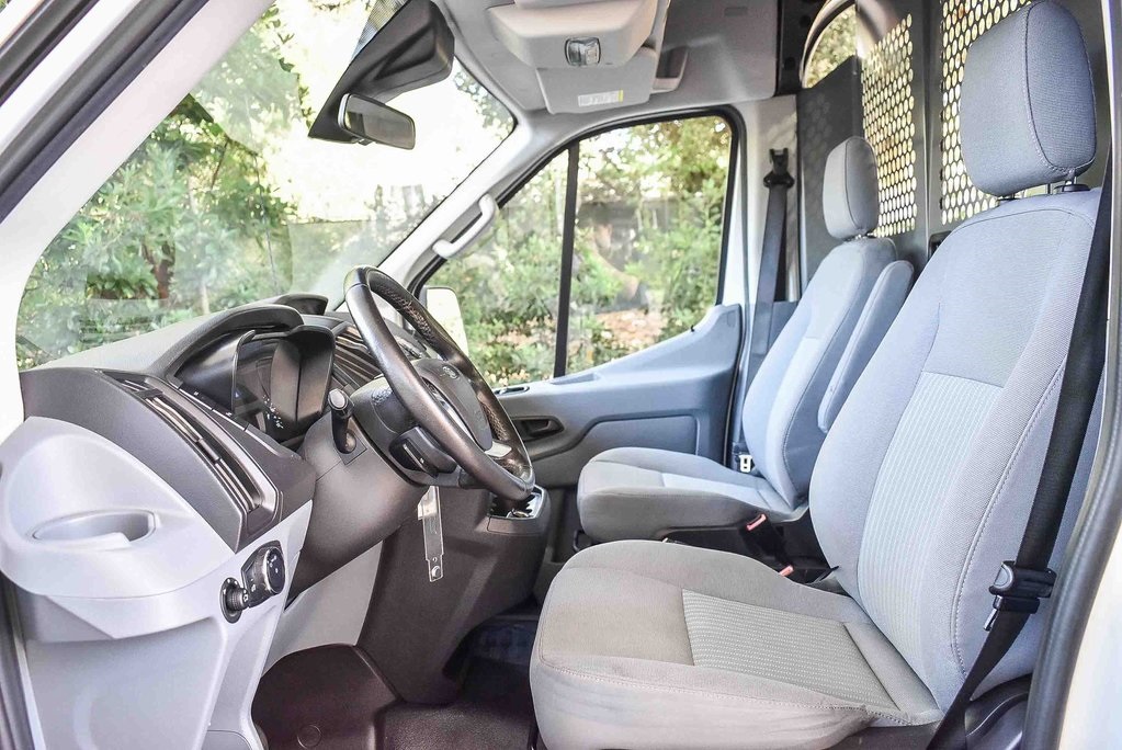 2017 Ford Transit photo 13