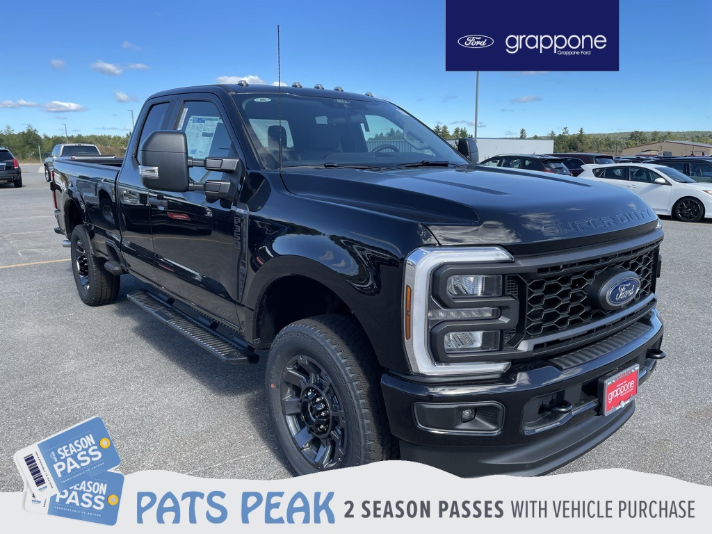 2026 Ford F-350 Super Duty XL's photo