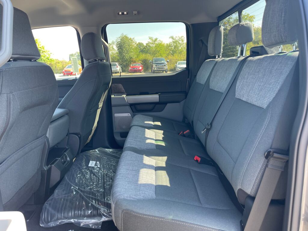2026 Ford F-250 XLT photo 12