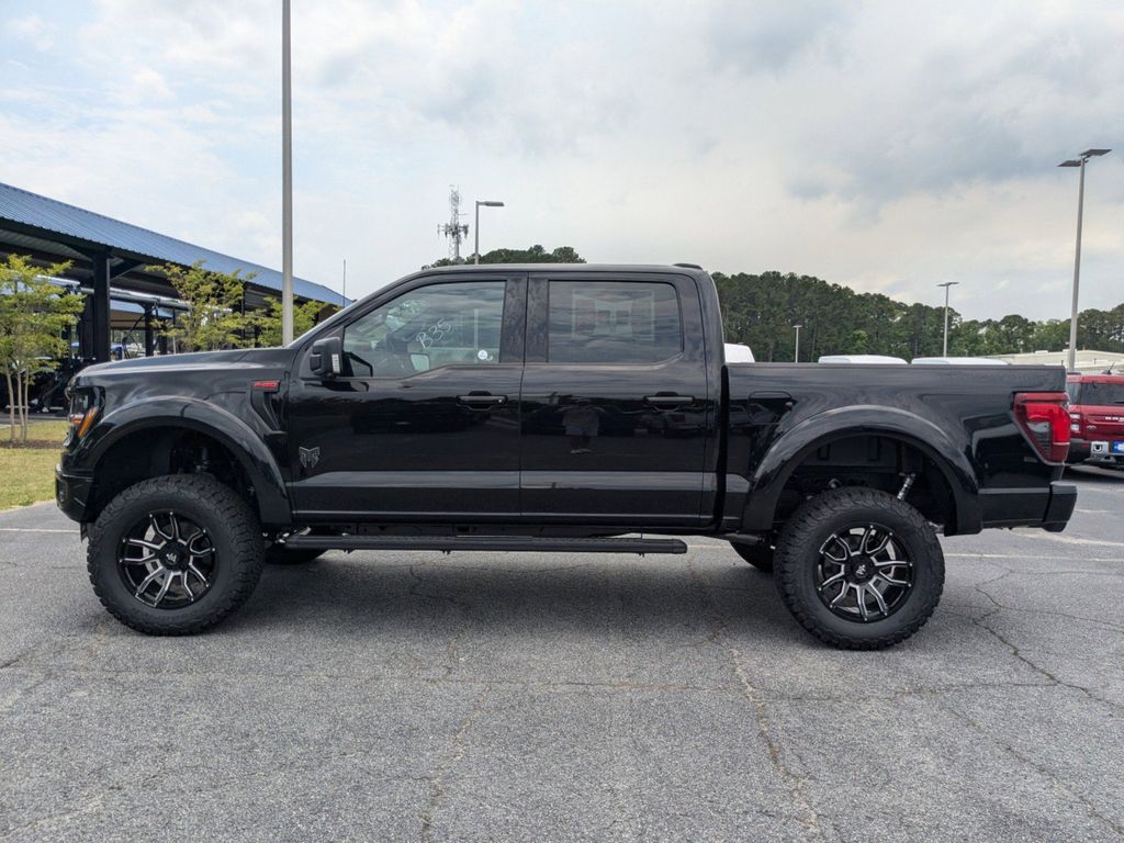 2025 Ford F-150 XLT photo 7