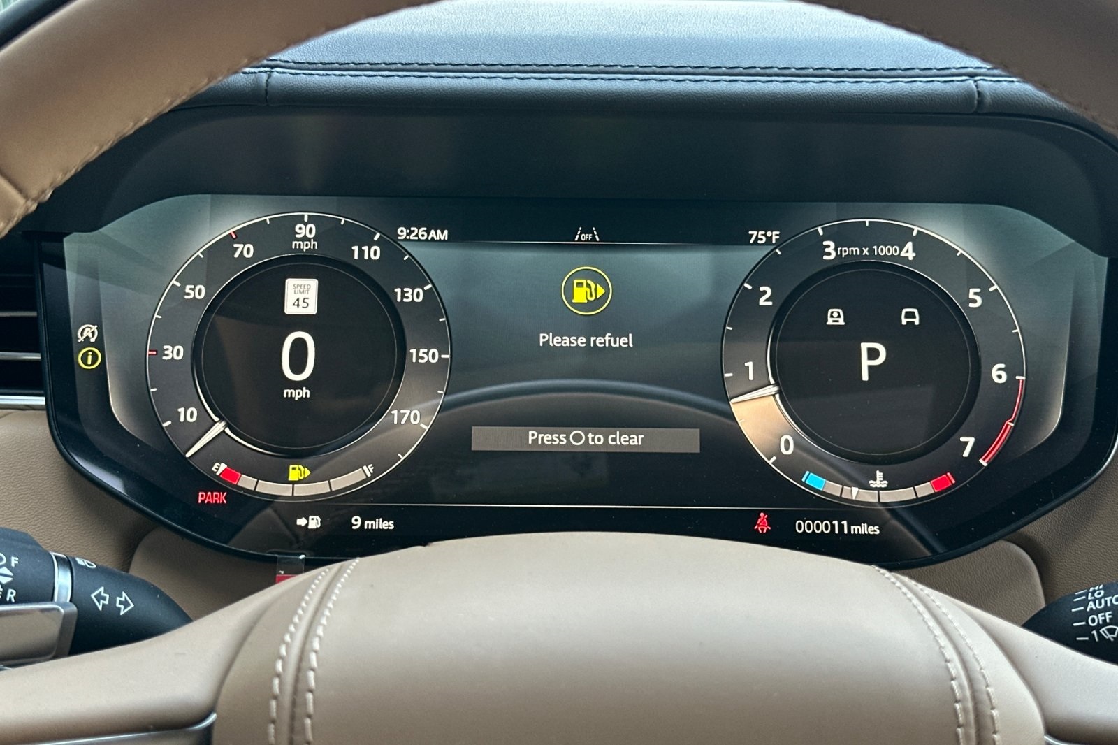2025 Land Rover Range Rover SE photo 28