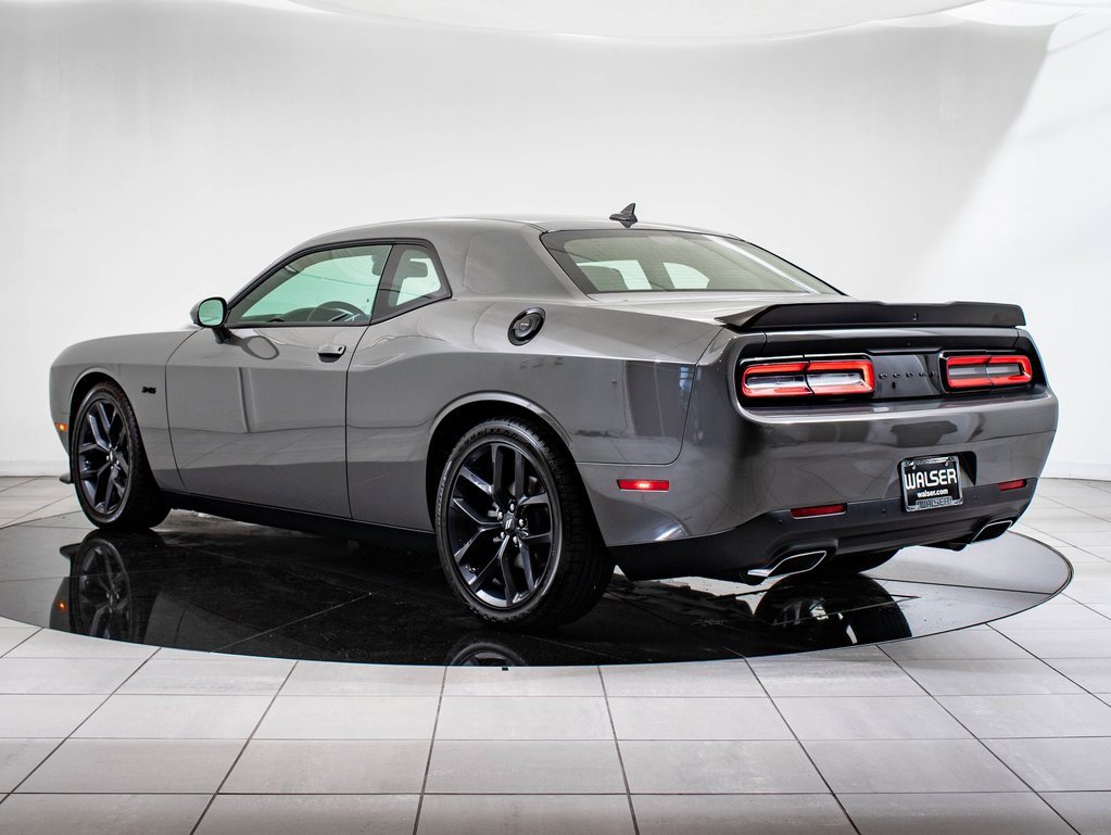 2023 Dodge Challenger R/T photo 6