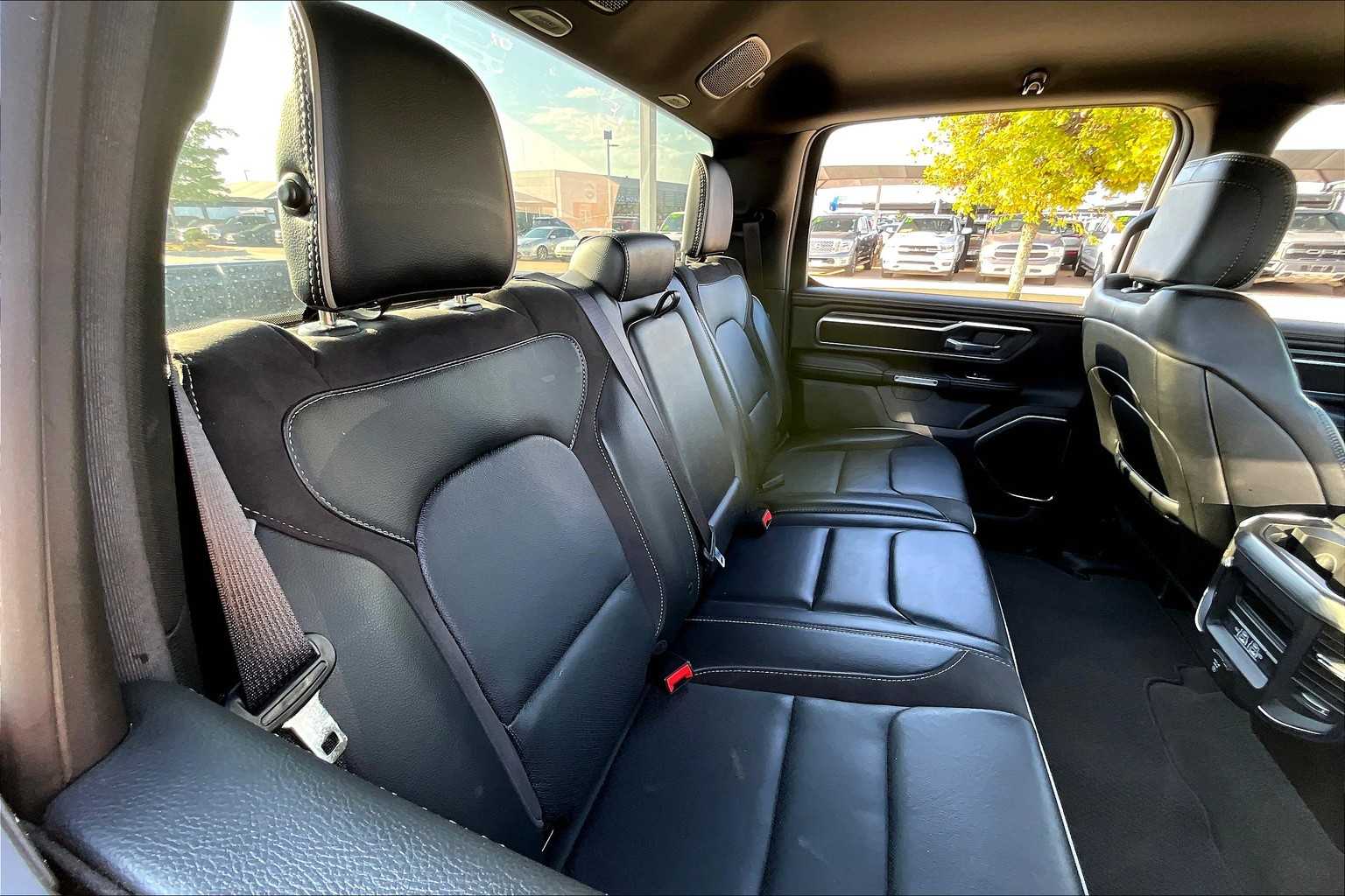 2024 Ram 1500 Laramie photo 18