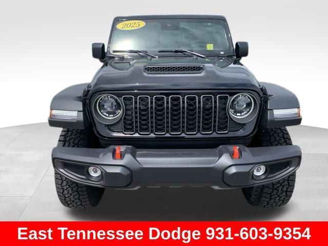 2025 Jeep Gladiator Mojave photo 2