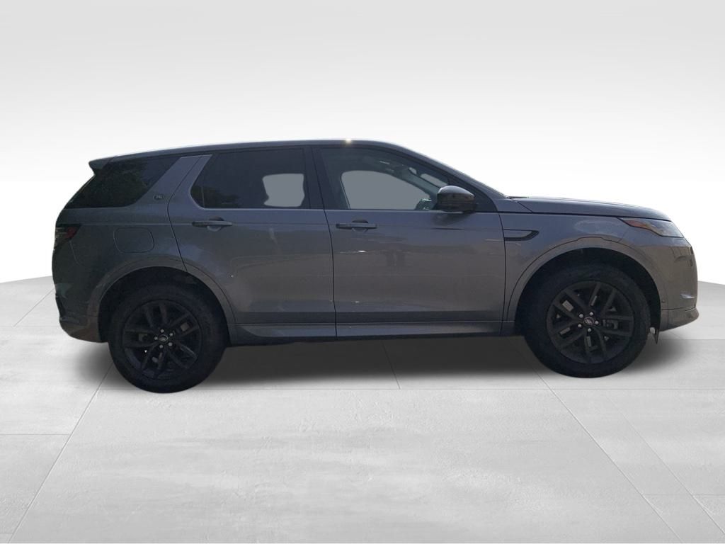 2024 Land Rover Discovery Sport S photo 3