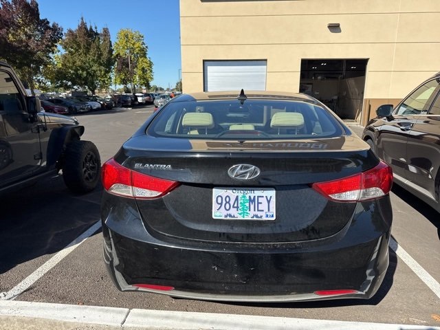 2012 Hyundai Elantra GLS photo 3