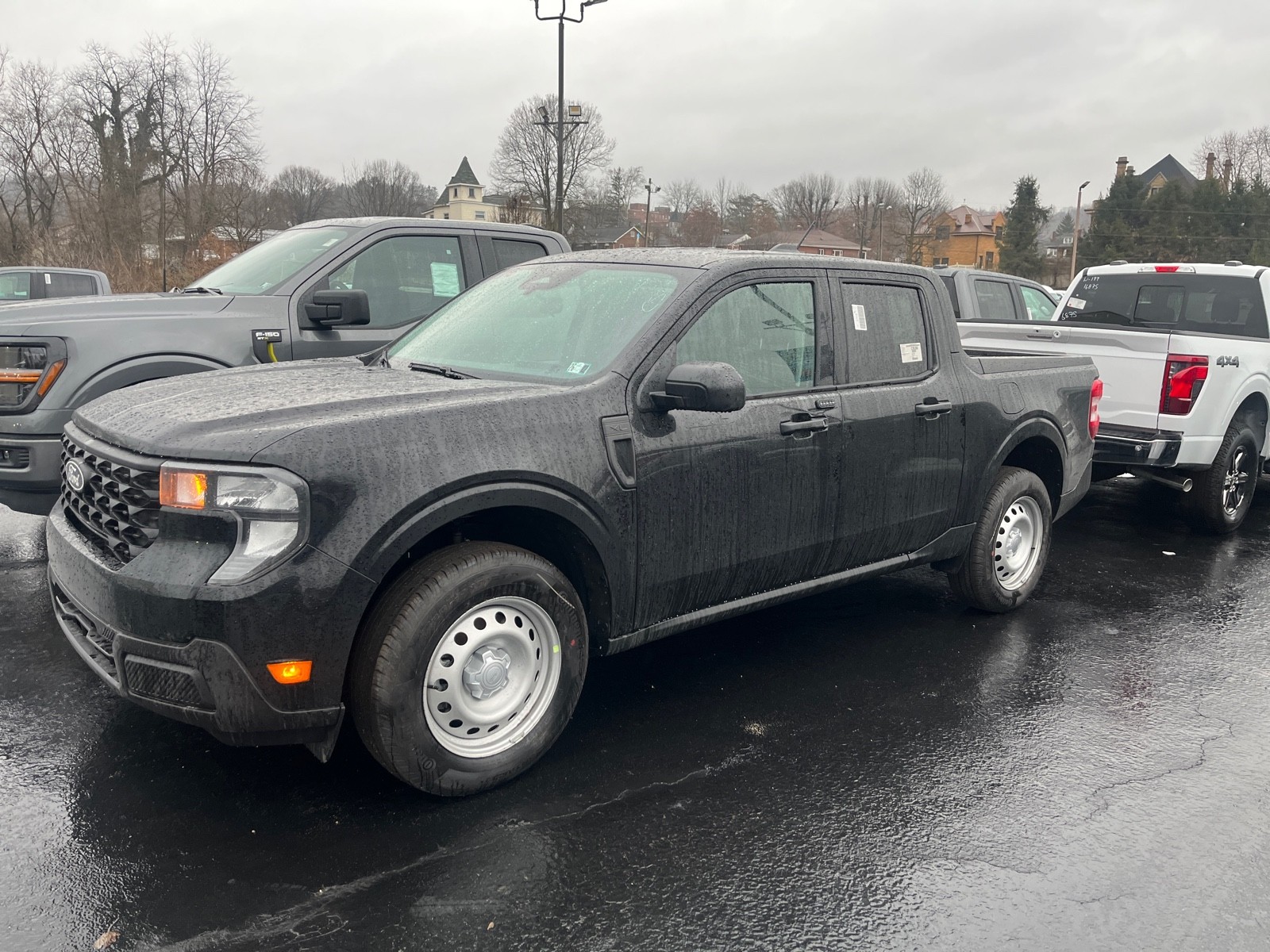 2026 Ford Maverick XL's photo