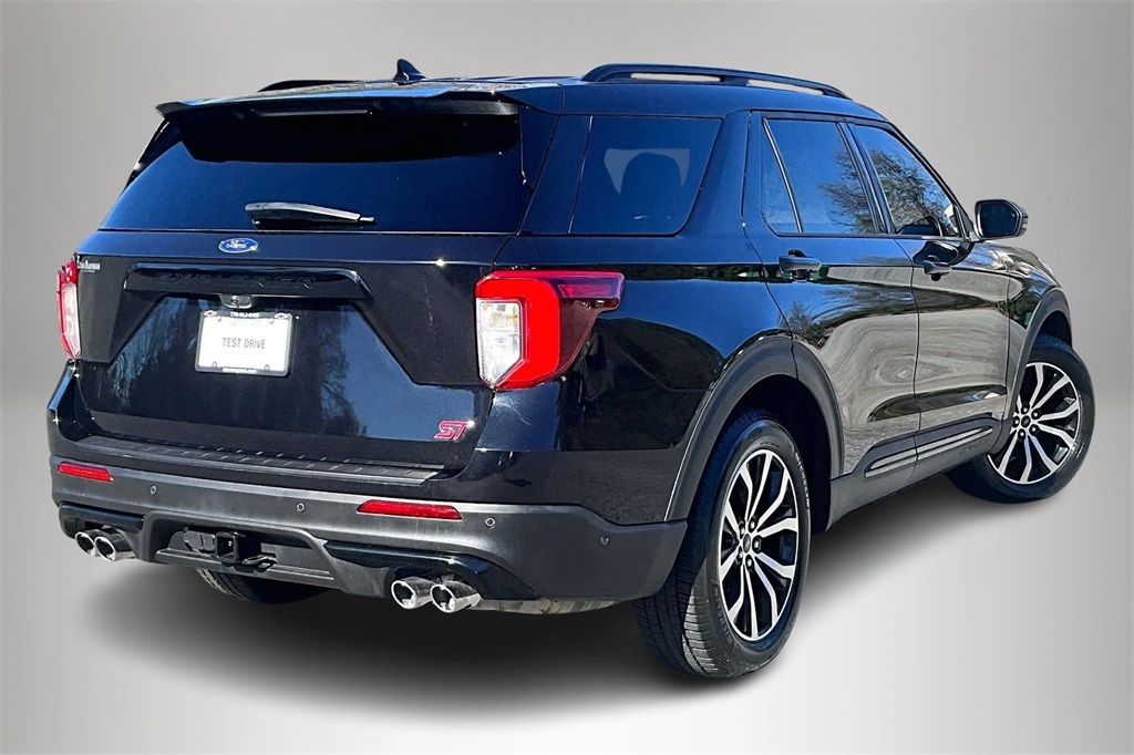 2020 Ford Explorer ST photo 2