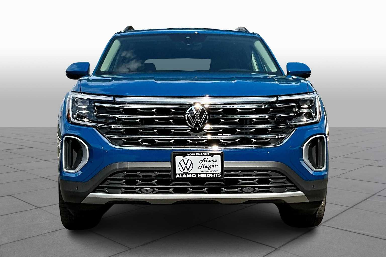 New 2026 Volkswagen Atlas 2.0T SE w/ Technology Sport Utility in