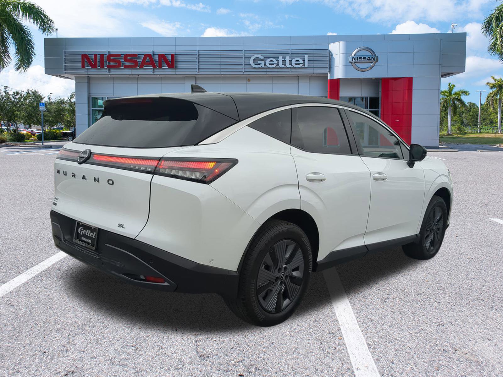 2025 Nissan Murano SL photo 4